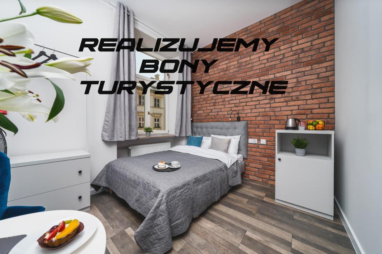 Liv Apartments Old Town Cracovia Esterno foto